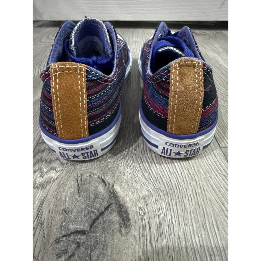 Converse Chuck Taylor All Star Junior Size 2 Multicolor Striped Low Top 648867F‎